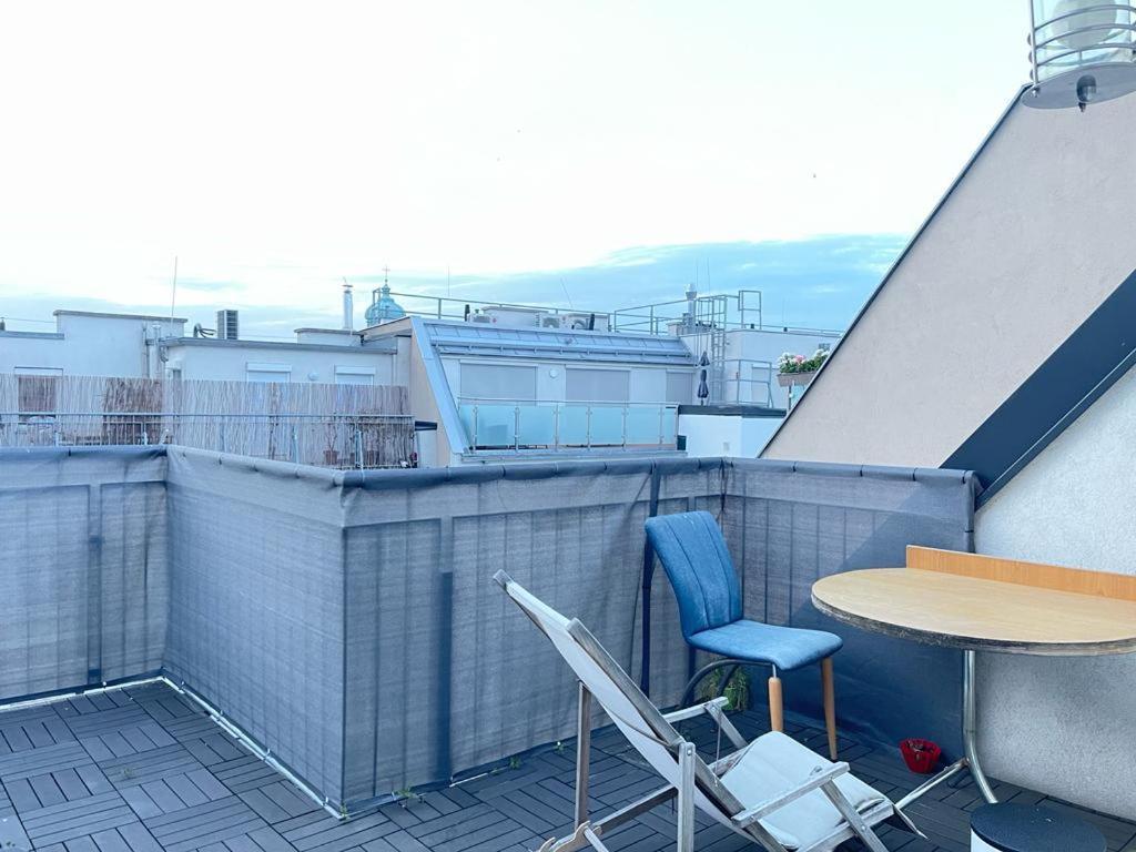 Rooftop Room With Terrace. 비엔나 외부 사진
