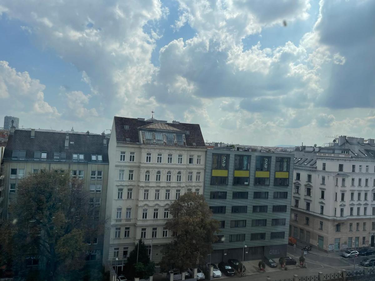 Rooftop Room With Terrace. 비엔나 외부 사진